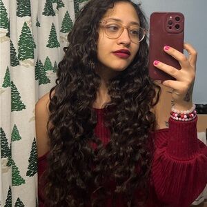 Meet your Posher, Idalia